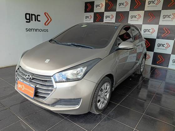 HYUNDAI HB20 1.6 COMFORT PLUS 16V FLEX 4P AUTOMÁTICO HYUNDAI HB20 1.6 COMFORT PLUS 16V FLEX 4P AUTOMÁTICO